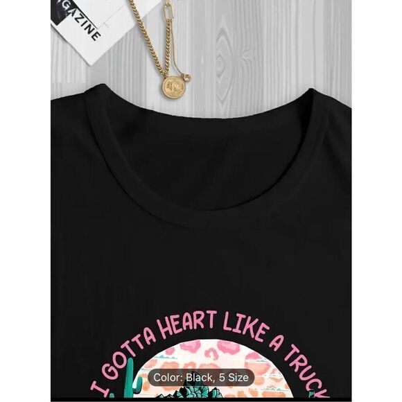 Country T Shirt Lainey Wilson Short-Sleeve Heart Like a Truck Black - Picture 4 of 4
